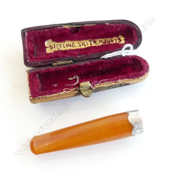 STERLING SILVER & AMBER CIGARETTE HOLDER IN CASE LONDON 1904 L. 63MM