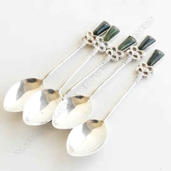 5 NZ S/SILVER COFFEE SPOONS WITH GREENSTONE INSETS W46grms
