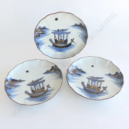 	3 c1900 JAPANESE PLATES h/painted coastal scene gilt highlights Dia.210mm