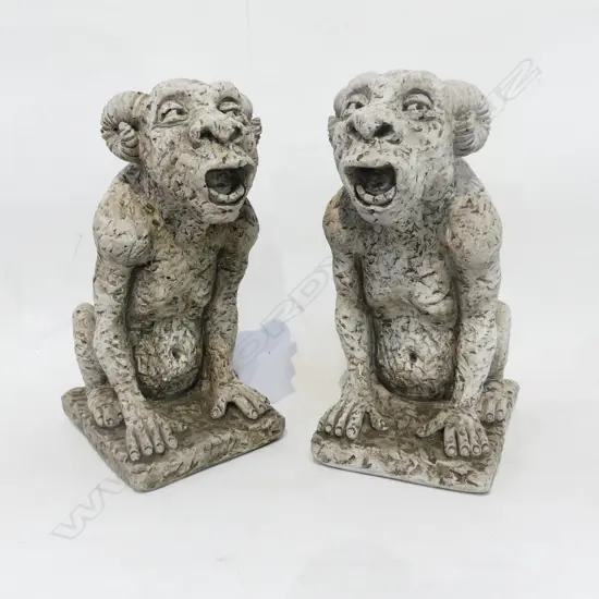 PR OF CONCRETE GARDEN STATUES - MEDIUM GARGOYLE WITH HORNS. H.480mm