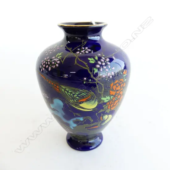 SHELLEY HAND ENAMELLED EXOTIC BIRDS VASE H. 110mm