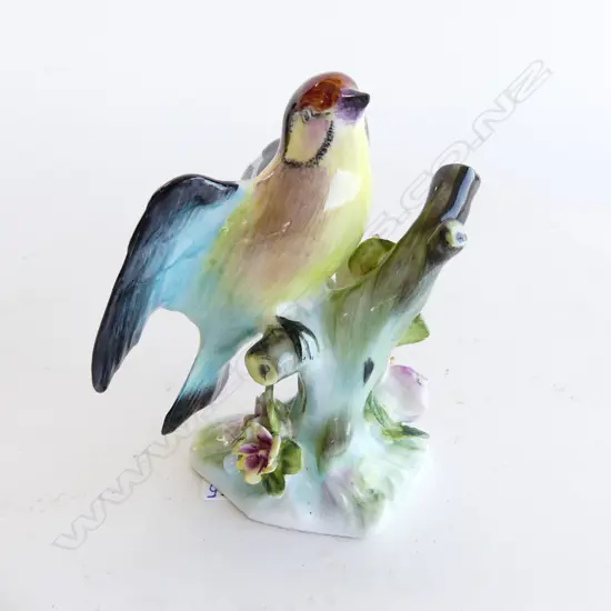 ROYAL ADDERLEY CHAF FINCH BIRD FIGURINE (EXCELLENT CONDITION) H. 110mm