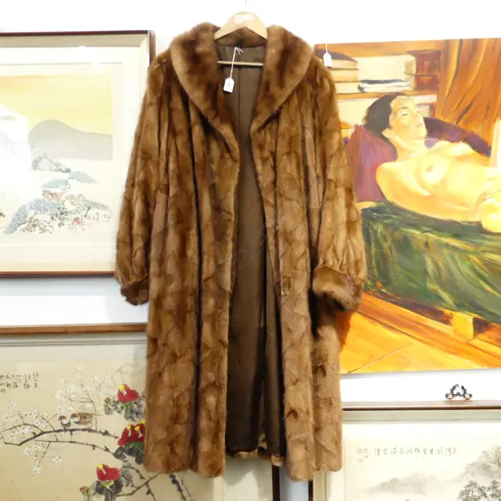 FULL LENGTH FUR COAT - GALLIAERDE 