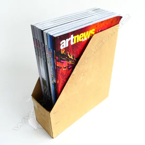 9 ARTNEWS NZ MAGAZINES