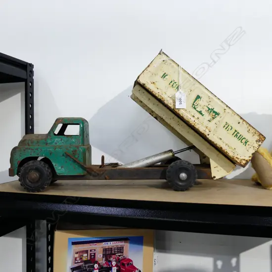 VINTAGE TIN TOY TIP TRUCK L440MM