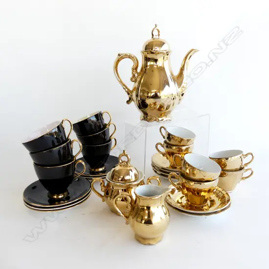 BOX CHINA -  GOLD GILD GRIZELLE DEMI COFFEE SET + 6 ROYAL ALBERT BLACK C&S'S