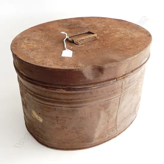 VINTAGE METAL OVAL HAT BOX W.400mm