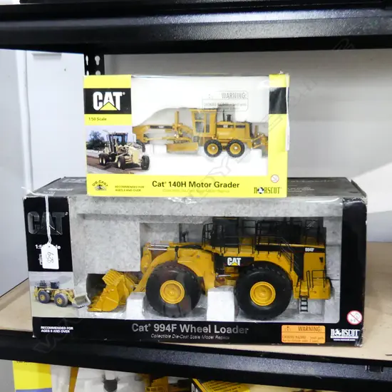 2 BOXED CAT MODELS CAT994F WHEEL LOADER L460MM & 140H GRADER L270MM