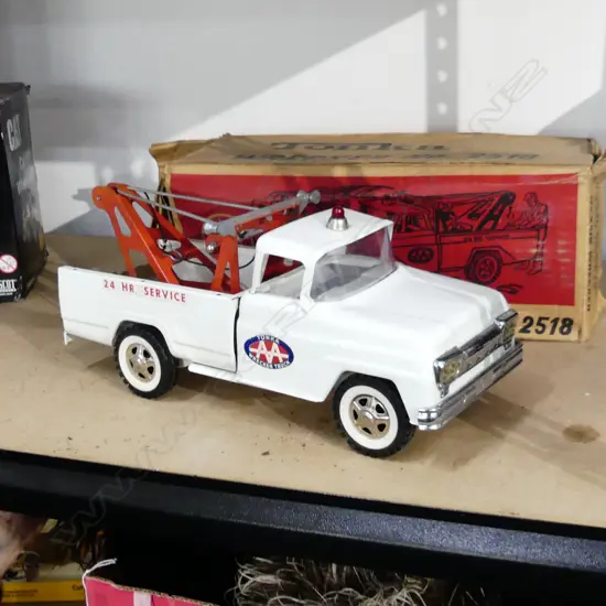 MINT & BOXED TONKA 24HR WRECKER TRUCK L370 H150MM