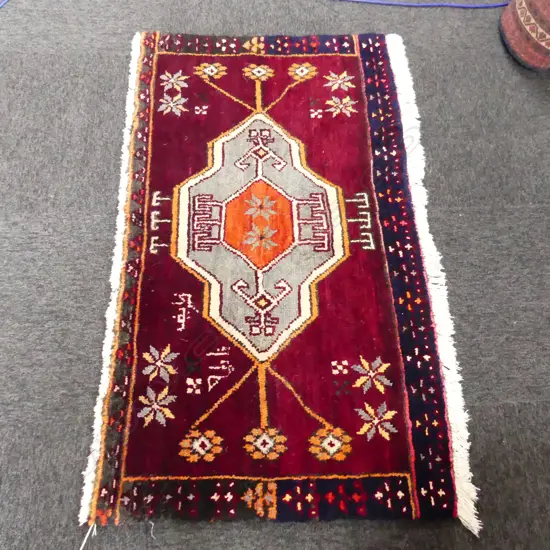 HAND KNOTTED WOOL PILE RUG 1300x700mm