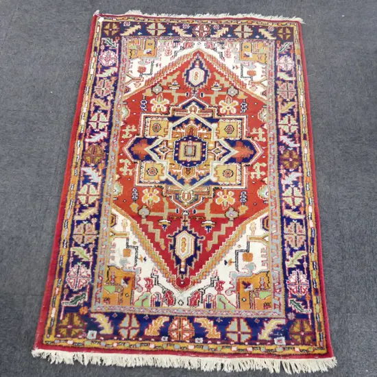 LG HAND KNOTTED WOOL PILE RUG 2000x1300mm