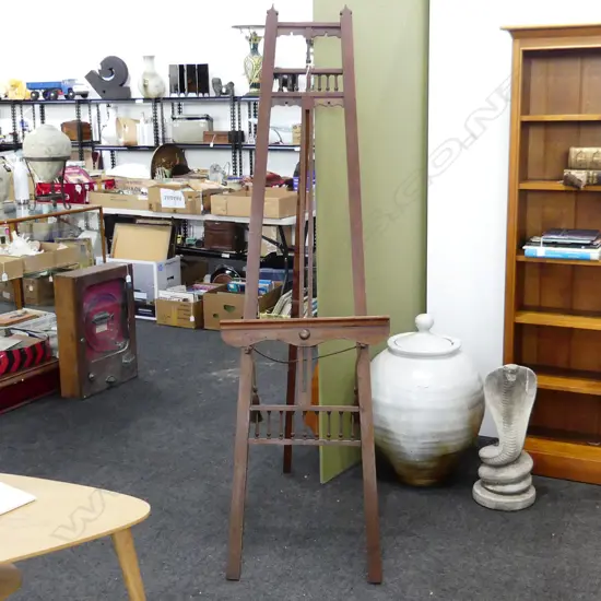 ANTIQUE WOODEN EASEL H.1850mm