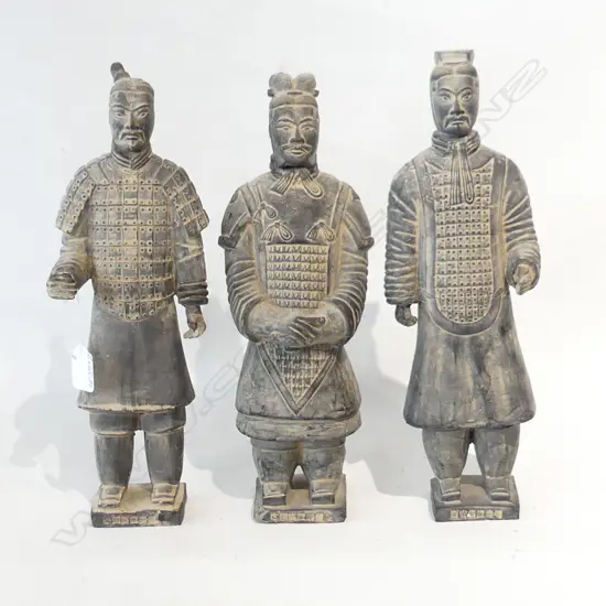 3 CHINESE TERRACOTTA BURIED ARMY WARRIOR FIGURES H.350mm minor damage