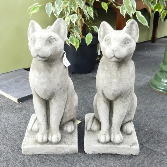 PR CONCRETE GARDEN PHARAOH CATS. IN SEATED POSITION. H. 360mm