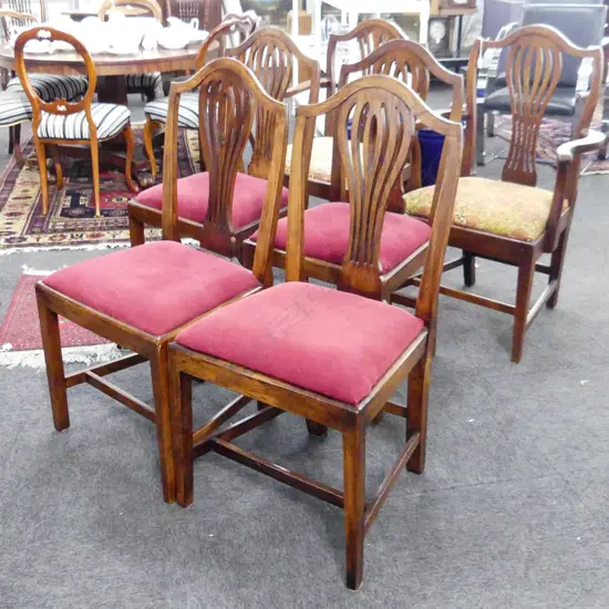6 ANTIQUE MAHOGANY DINING CHAIRS (2 ARE CARVERS)