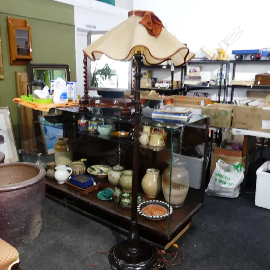 VINTAGE STANDARD LAMP w. FLUTED SHADE H.1660mm