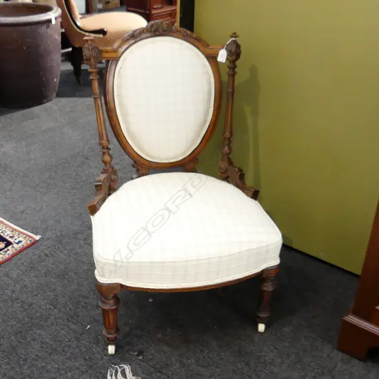 VICTORIAN WALNUT NURSING CHAIR turned supports