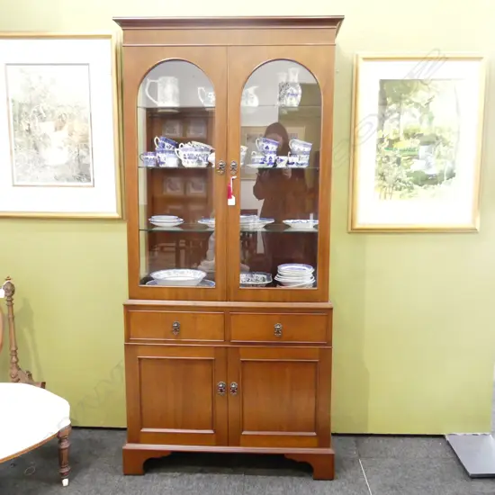 MAHOGANY DISPLAY CABINET 845x325x1780mm