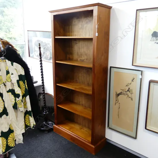 LG WOODEN BOOKCASE 960x325x2080mm