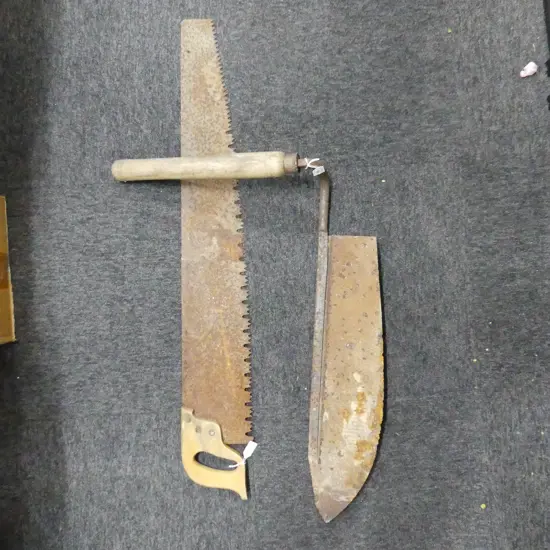 OLD HAY KNIFE & M TOOTH SAW