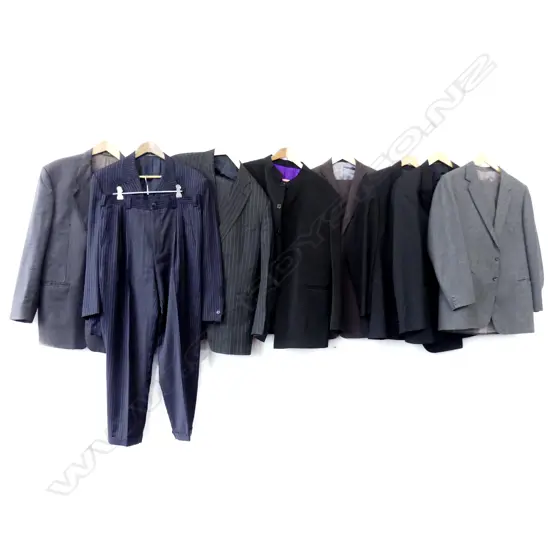8 MENS SUITS INCL. ARMANI, VERSACE, HUGO BOSS, ETC...