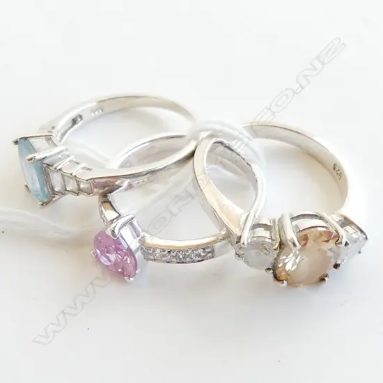 3 925 SILVER RINGS; AQUAMARINE, PINK STONE & AMBER STONE
