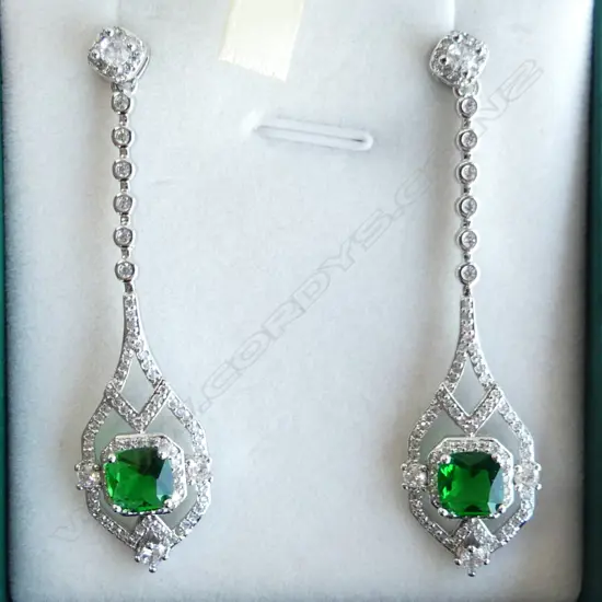 ELEGANT LONG DROP FAUX DIAMOND & EMERALD EARRINGS.  L.60mm