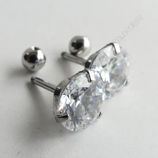 BOX PR 2CT FAUX DIAMOND PIERCING STUDS (IE BELLY BUTTON)