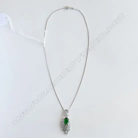 ELEGANT FAUX EMERALD PENDANT WITH 925 SILVER CHAIN 