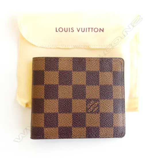 FAUX DESIGNER MENS BROWN CHECKERED WALLET, IN DUST COVER 
