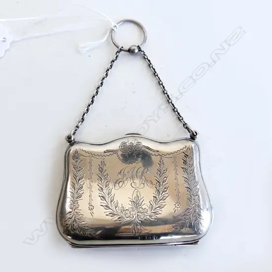 SILVER ENGRAVED PURSE W CHAIN & FINGER RING orig fitted leather interior Birm.1912