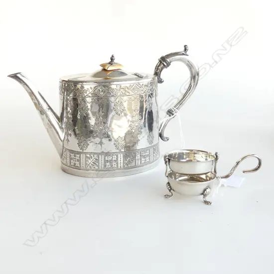 VINTAGE ENGRAVED SILVER PLATE TEAPOT + SILVER PLATE TEA STRAINER & STAND 