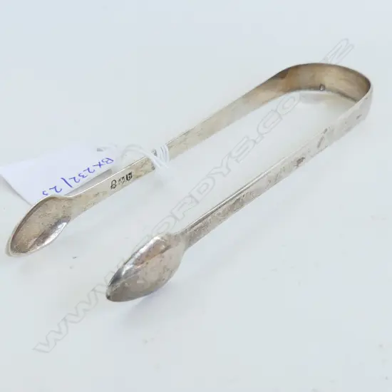 GEO SCOTTISH S/SILVER SUGAR TONGS  26grms