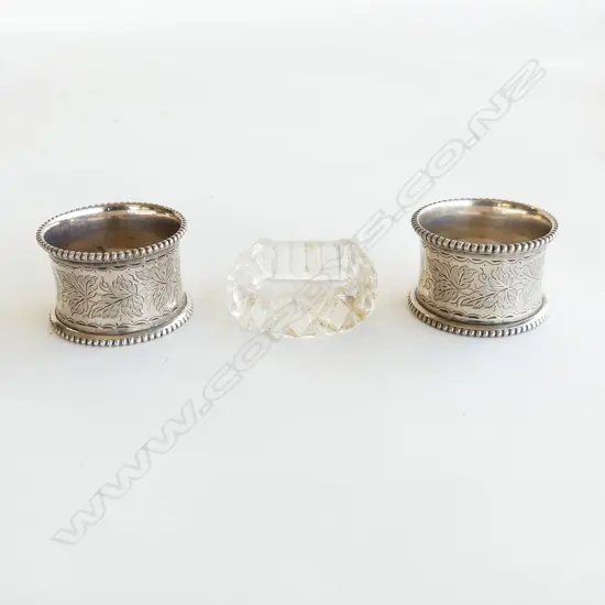 PR SILVER NAPKIN RINGS 60gms + 1 CRYSTAL