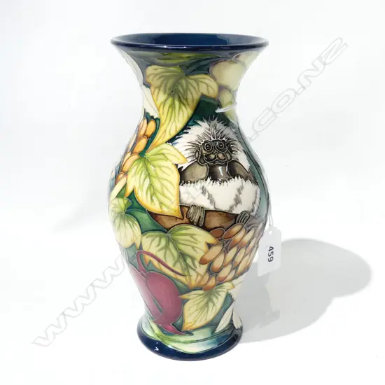 BOXED MOORCROFT VASE  MONKEY PAT 220MM
