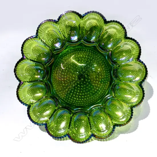 LG CARNIVAL IRIDESCENT GREEN GLASS DEVILLED EGG PLATTER, DIA 285mm