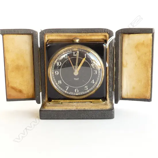 VINTAGE SMITHS TRAVEL ALARM CLOCK IN LEATHER CASE  - WORKING 