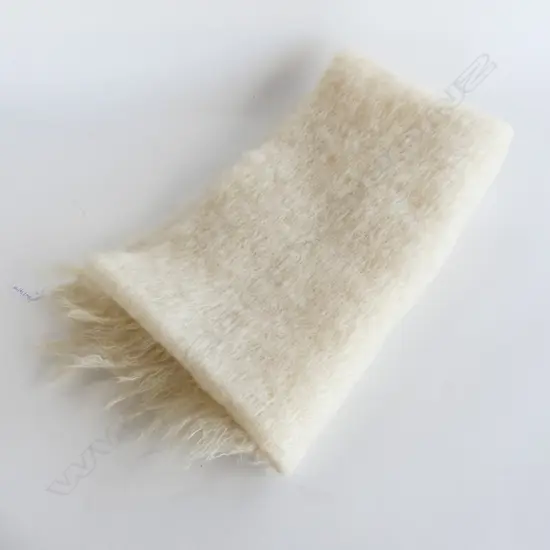 CREAM COULORED MOHAIR SHAWLL1M600MM  W450MM
