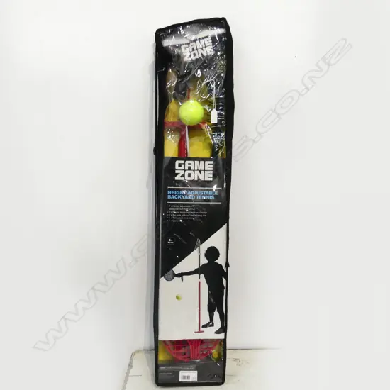 SWING BALL SET IN ORIGINAL CASE