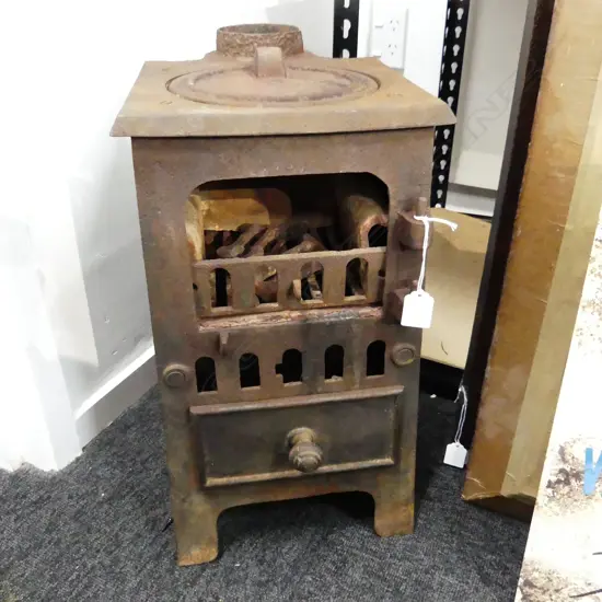 OLD CAST IRON STOVE H.500mm
