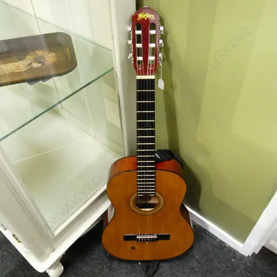 WASHBURN ACOUSTIC CLASSICAL  STYLE GUITAR