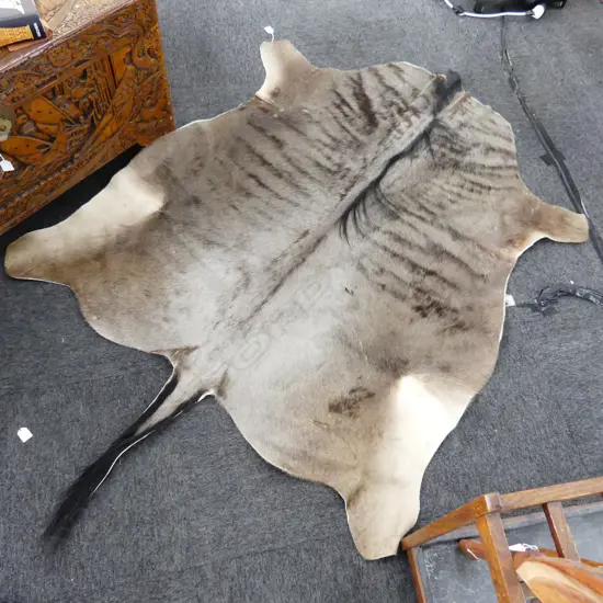 ANIMAL HIDE RUG 1900x1350mm