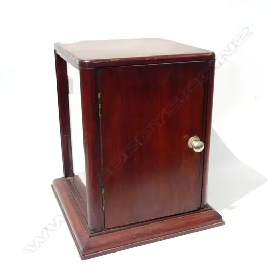 GLASS & WOODEN DISPLAY CASE 220 X 220 X 320mm