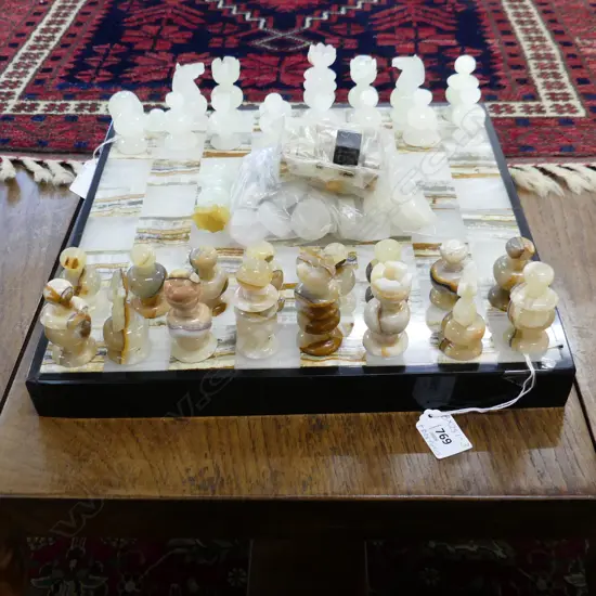 MARBLE GAMES BOARD (335mm) INCLUDES MARBLE CHESS,& DRAUGHTS PIECES & DICE