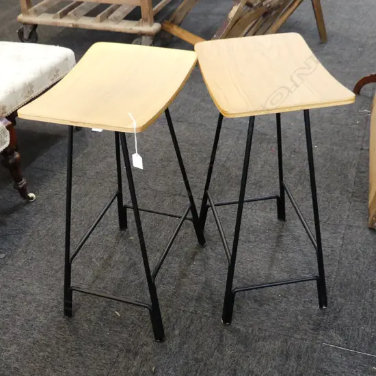 PR SEAN DIX DESIGN KITCHEN STOOLS H.665mm