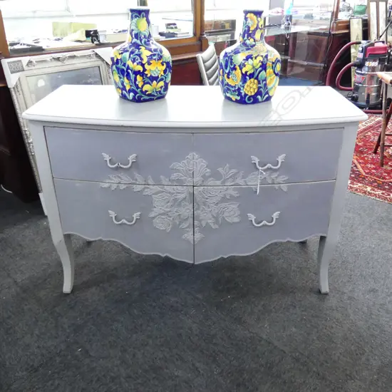 FRENCH STYLE PAINTED BOMBE CHEST OF DRAWERS 1250x550x830mm