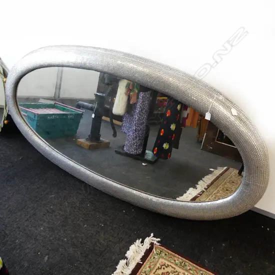 LG OVAL CHAIN MAIL FRAMED WALL MIRROR 1730 X 860mm