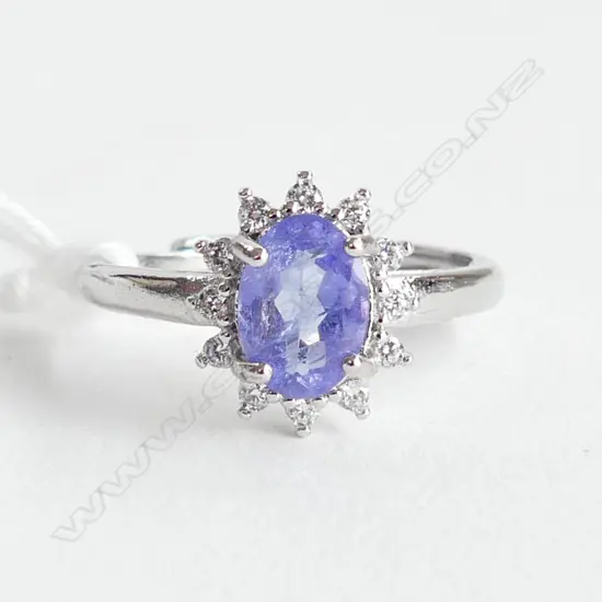 TANZANITE & SILVER PLATE ADJUSTABLE COSTUME JEWELLERY RING 