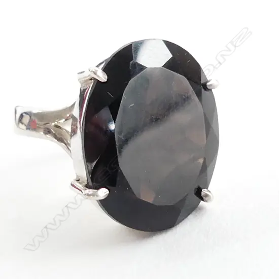 925 SILVER & LG SMOKY TOPAZ DRESS RING size Q