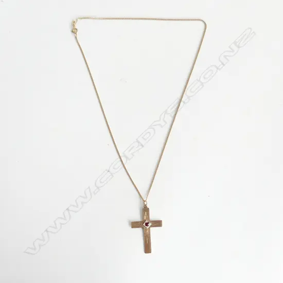  9CT GOLD CROSS WITH GARNET AND 9CT CHAIN 5GMS